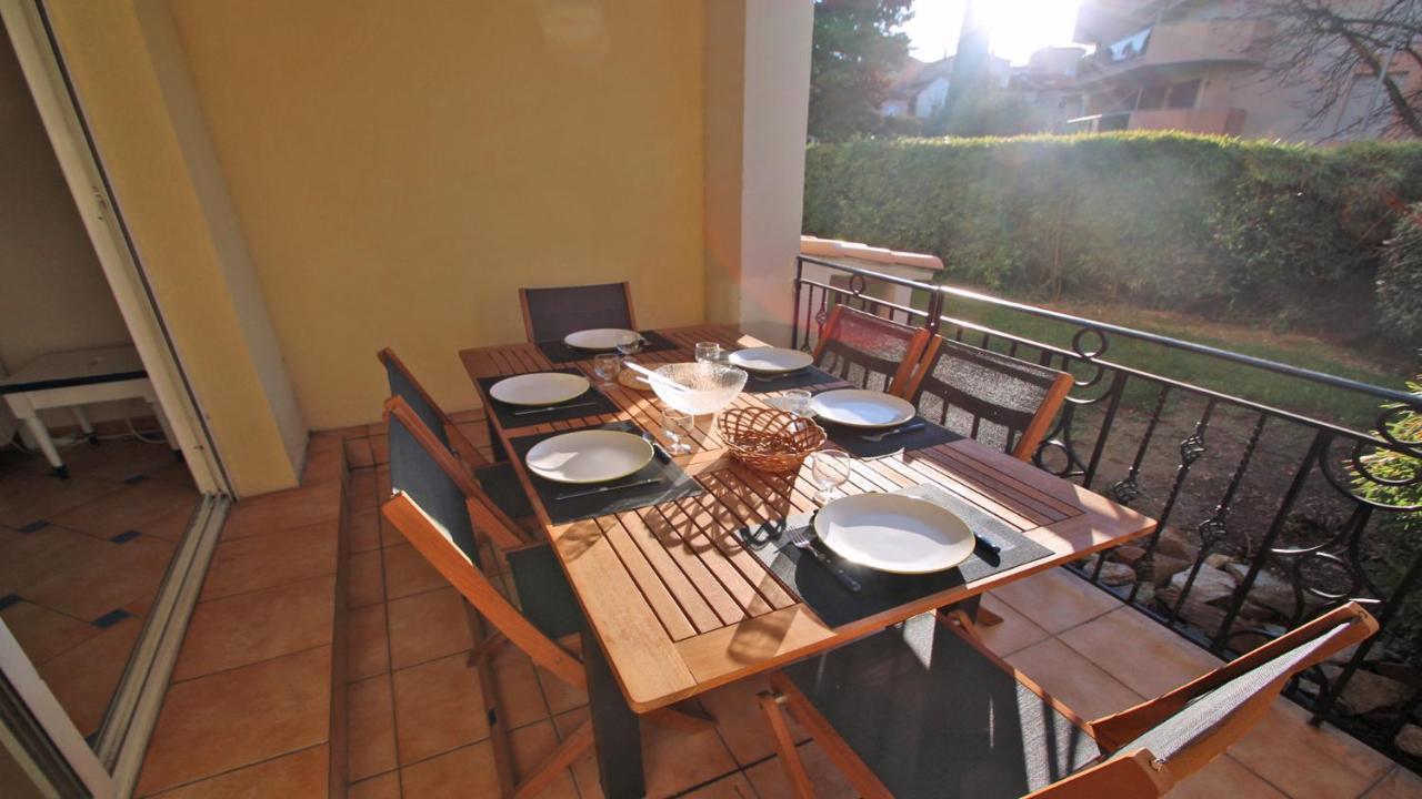 Apartamento Port Marine Sainte-Maxime Exterior foto